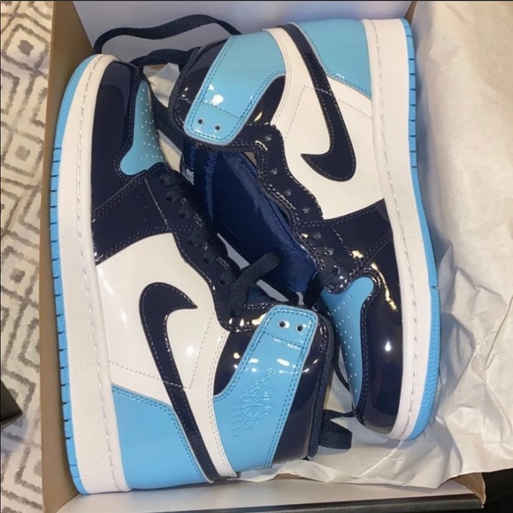 showing - Picture 4 of 7